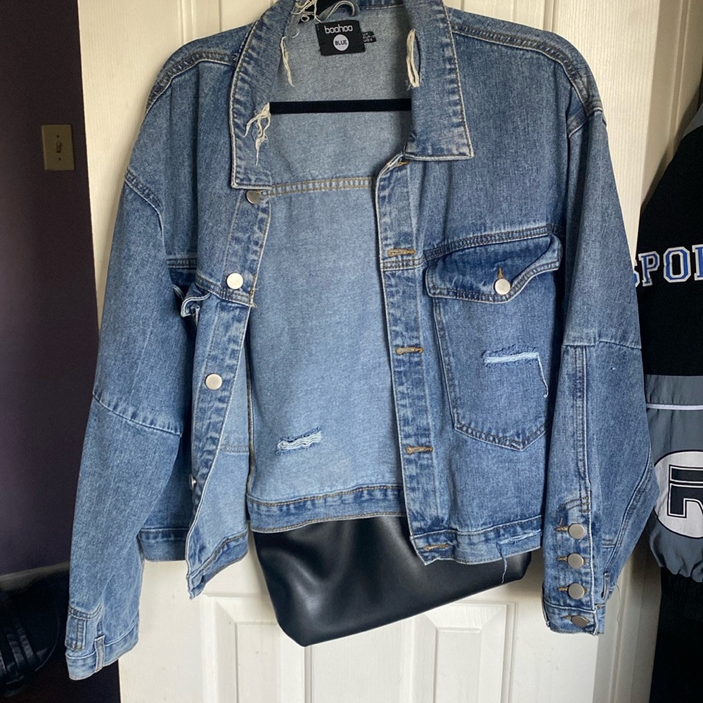 Distressed Denim Jacket Boohoo size US 8